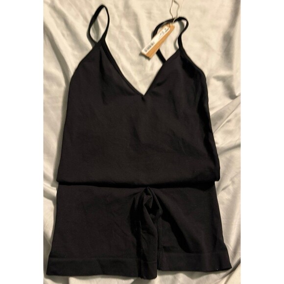 Skims Soft Smoothing Seamless Onesie XXS onyx NWOT - Picture 4 of 5